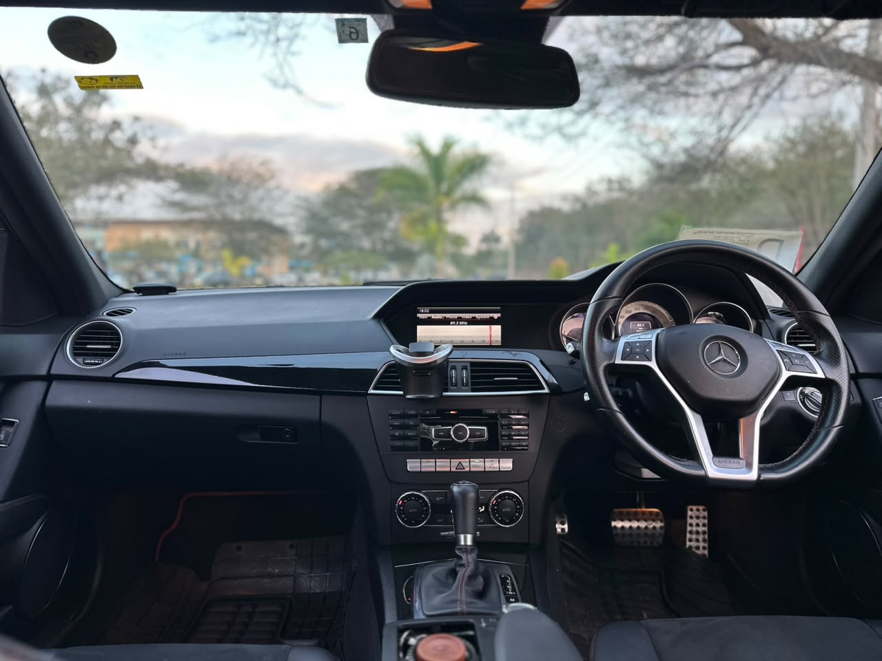 MERCEDES BENZ thumbnail 4